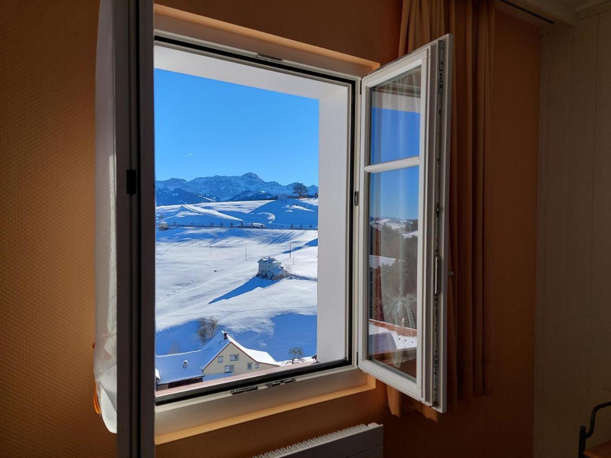 B&B Gaestehaus Roessli Schwellbrunn Bagian luar foto