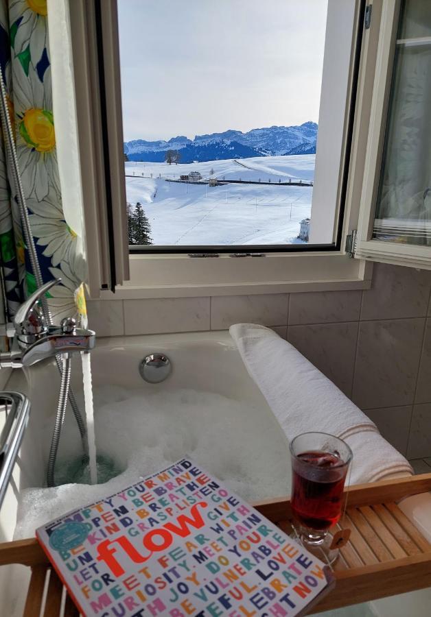 B&B Gaestehaus Roessli Schwellbrunn Bagian luar foto